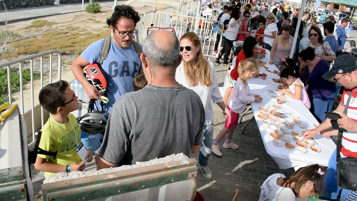 Μικροί "αγγειοπλάστες" στον Καράβολα [PICS]